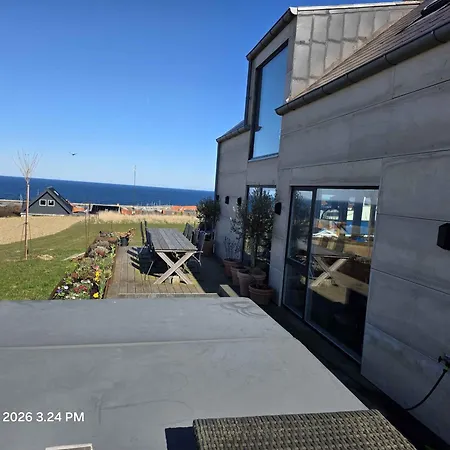 New With Sea View And Prázdninový dům