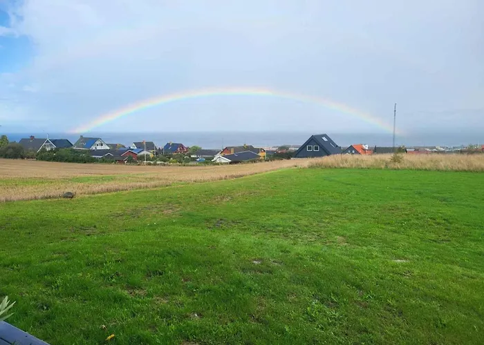 New With Sea View And Сasa de vacaciones